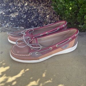 Sperry Y2K style leather boat shoe loafer with memory foam size 8